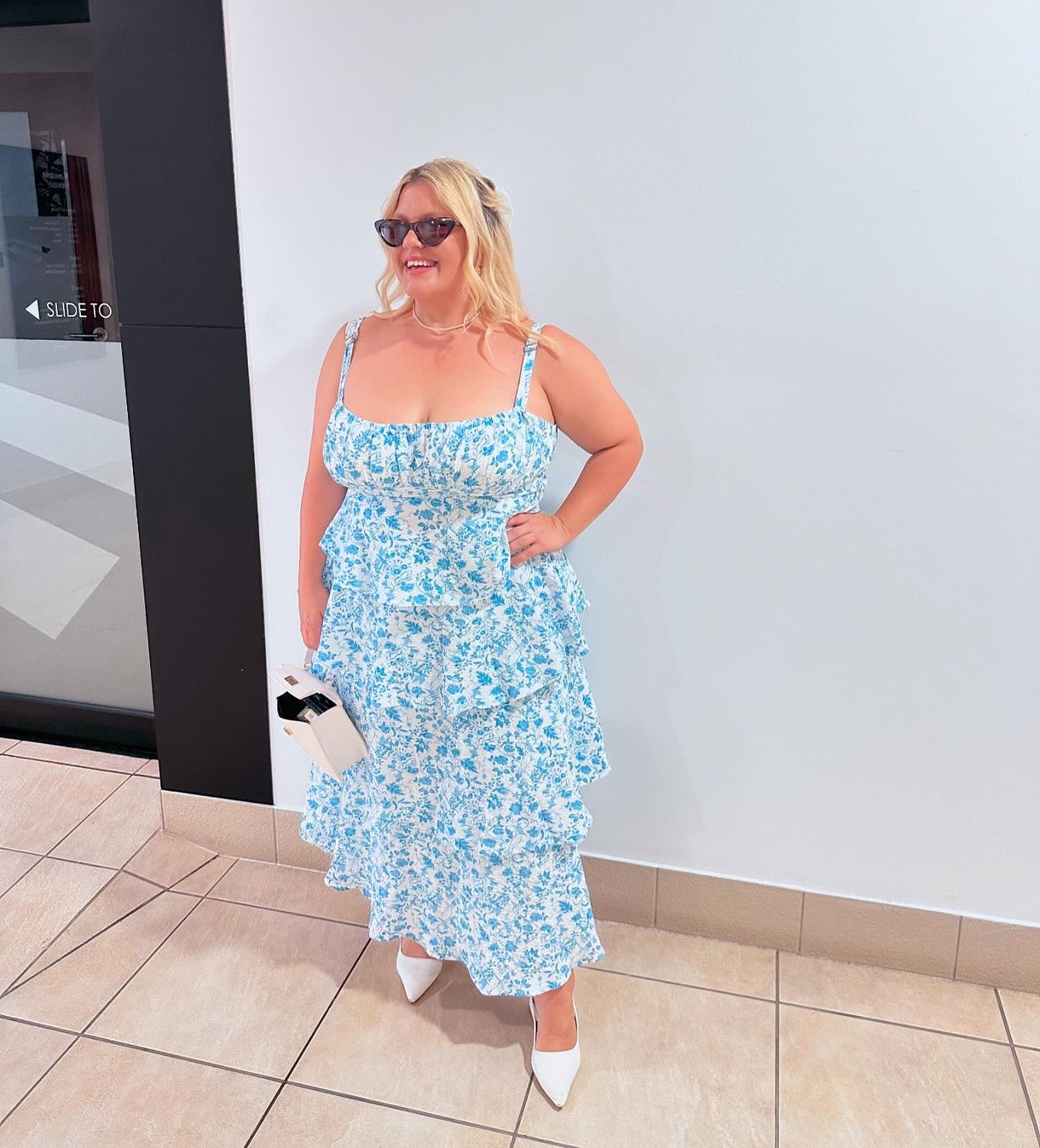 Isadora – Robe maxi fleurie en douceur pêche
