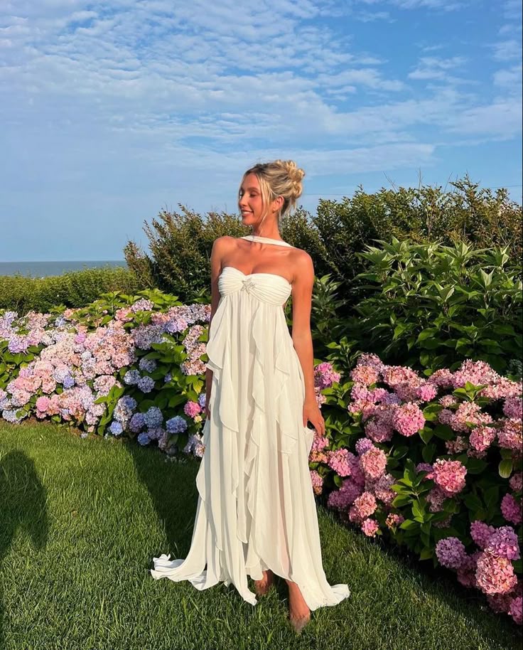 Collins - Robe maxi sans bretelles à volants
