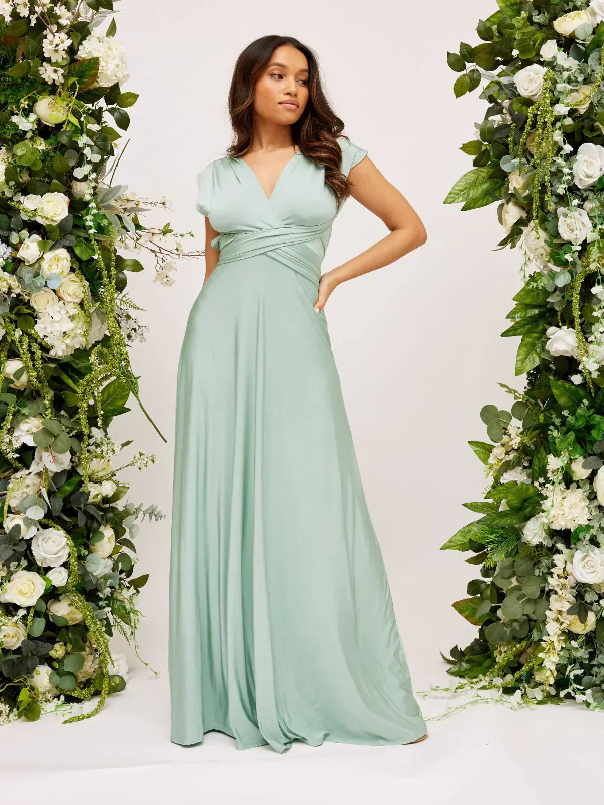 Nicole Mae – Robe élégante multiportée