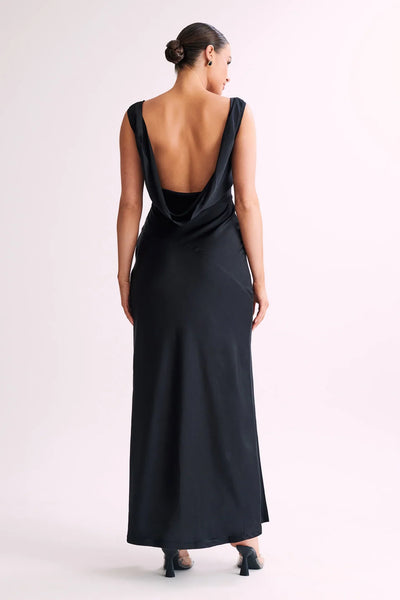 Nadia - Robe Longue Satinée à Dos Drapé