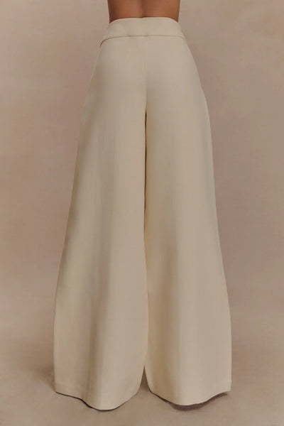 Camille – Ensemble en lin deux pièces à nouer, coupe tailleur féminine