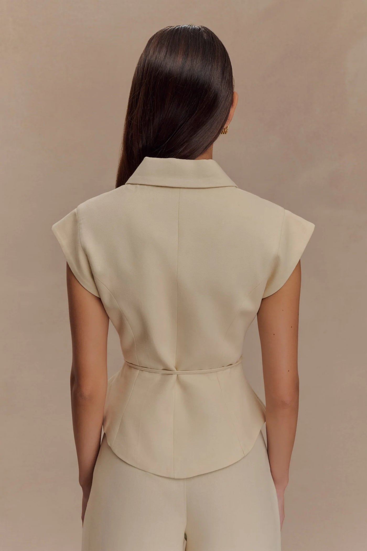 Camille – Ensemble en lin deux pièces à nouer, coupe tailleur féminine