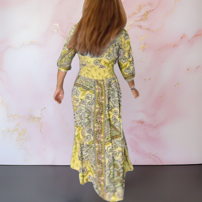 Claudia – Robe d’été élégante à col en V