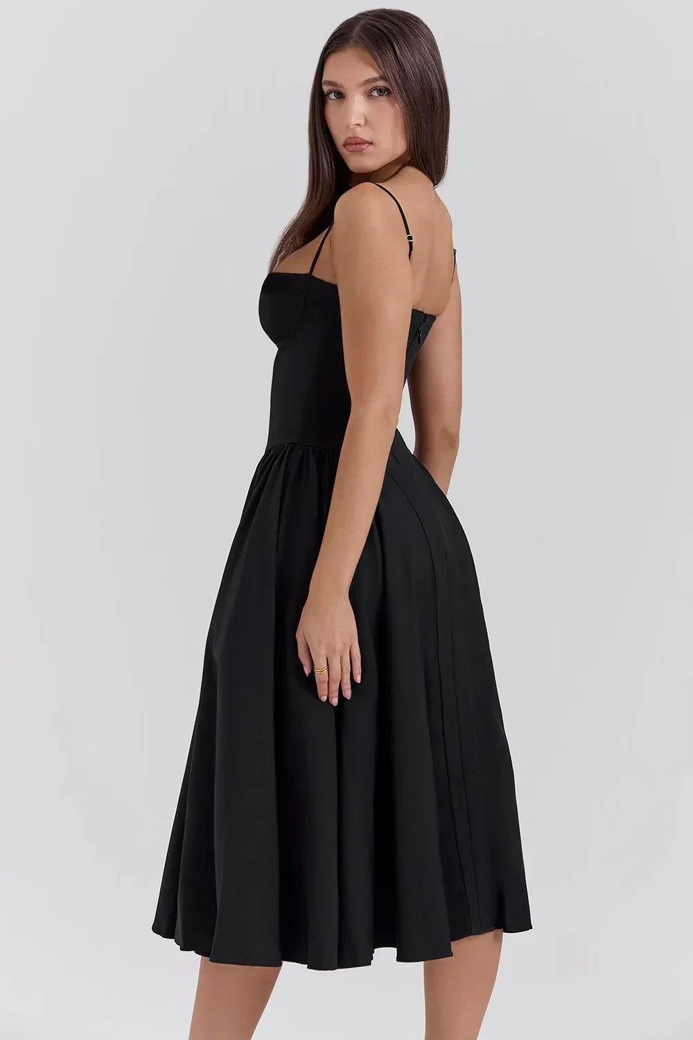 Sabine - Robe Corset Élégante à Fines Bretelles