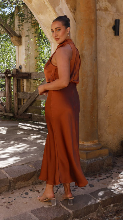 Benthe – Robe Midi Épaules Dénudées