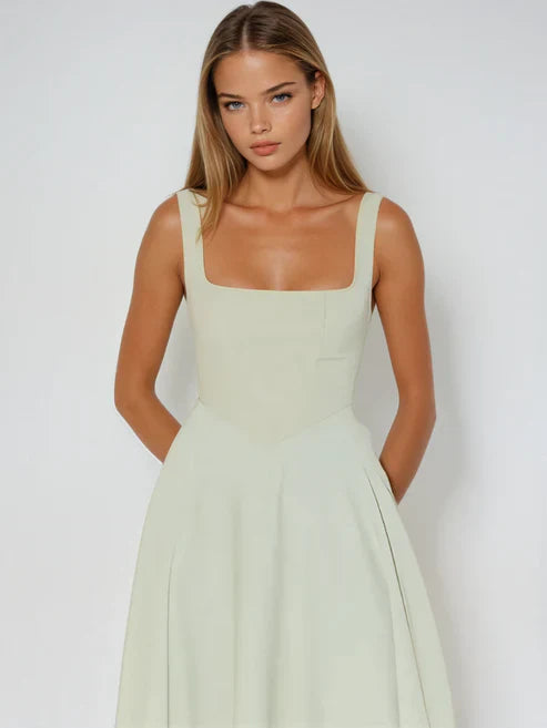 Doris – Robe à encolure carrée