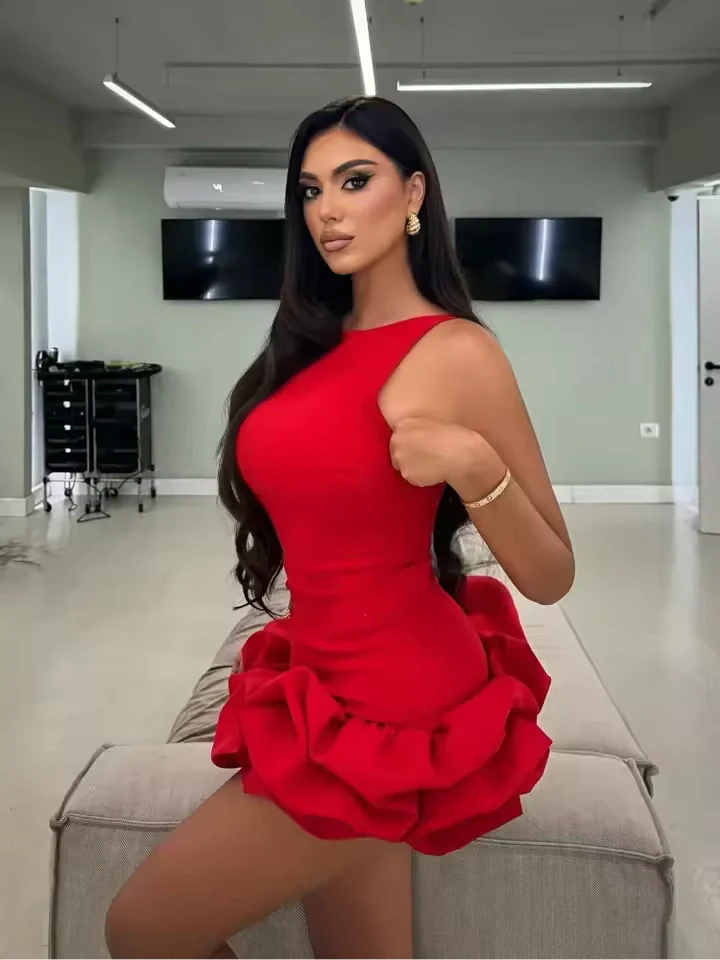 Fabiana - Robe Courte Élégante à Volant