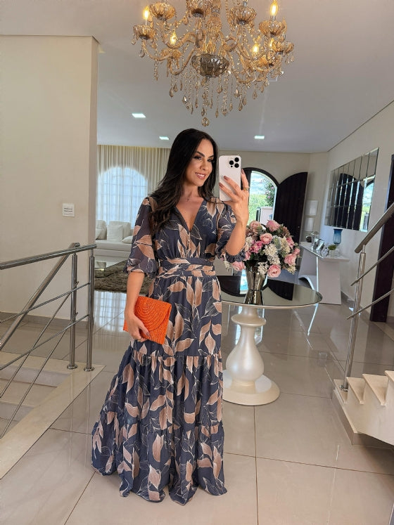 Lauriane – Robe longue fleurie à coupe confortable pour journées élégantes