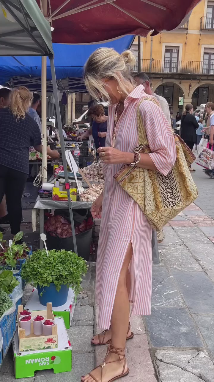 Sophia – Robe chemise élégante à rayures