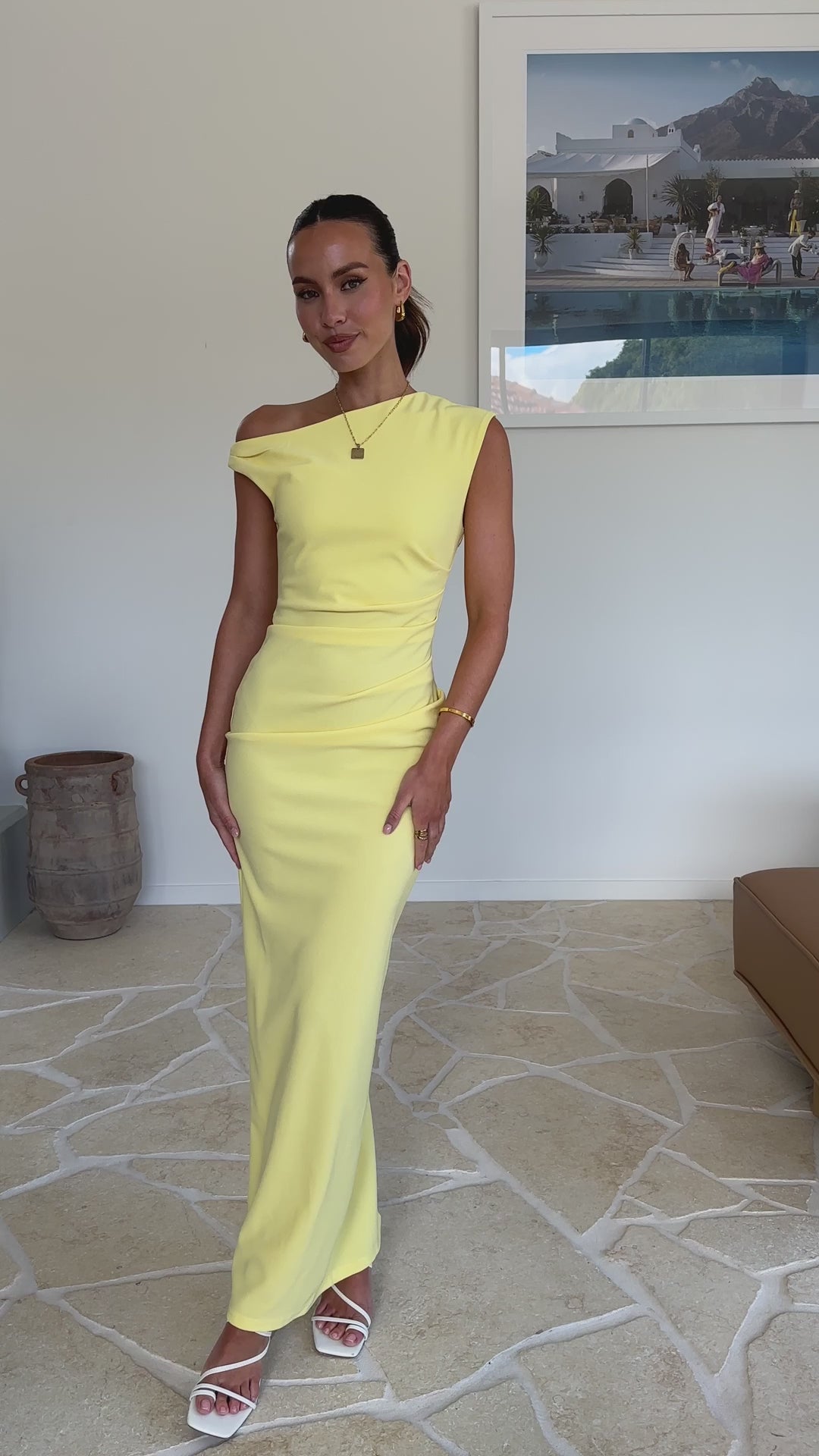 Lilah – Robe longue sculptante au charme irrésistible