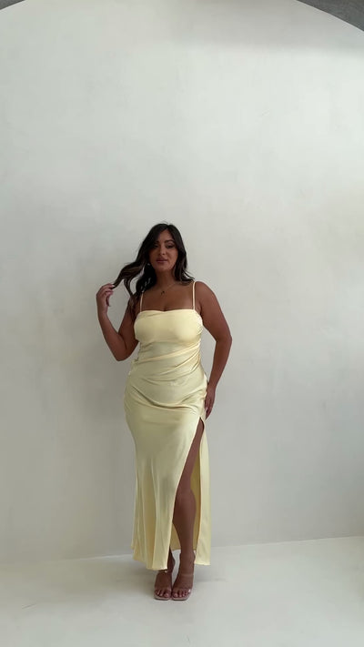 Ilana – Robe Longue Élégante