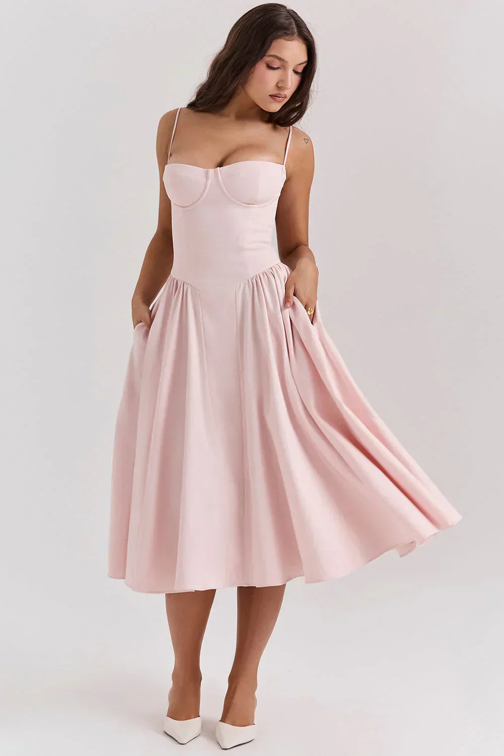 Sabine - Robe Corset Élégante à Fines Bretelles